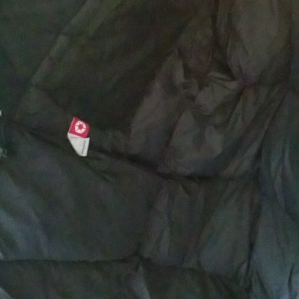 South Pole black winter coat. Size Large - Picture 3 of 7